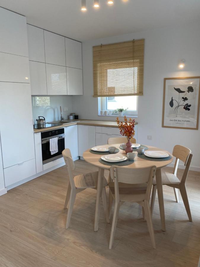 Metro Szwedzka Apartament Orange وارسو المظهر الخارجي الصورة